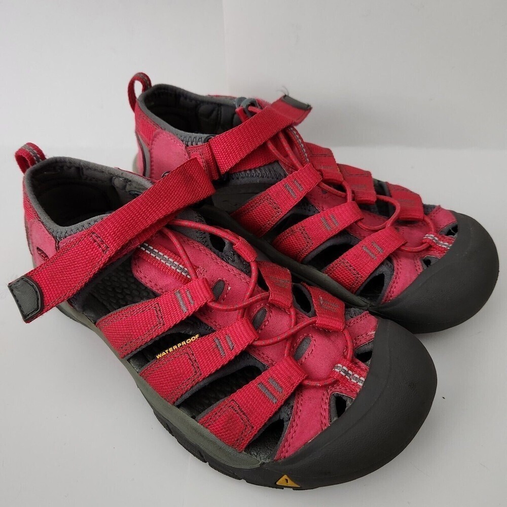 Keen Newport H2 Red Rose Waterproof Sport Sandals #1009970 Big Girls 4